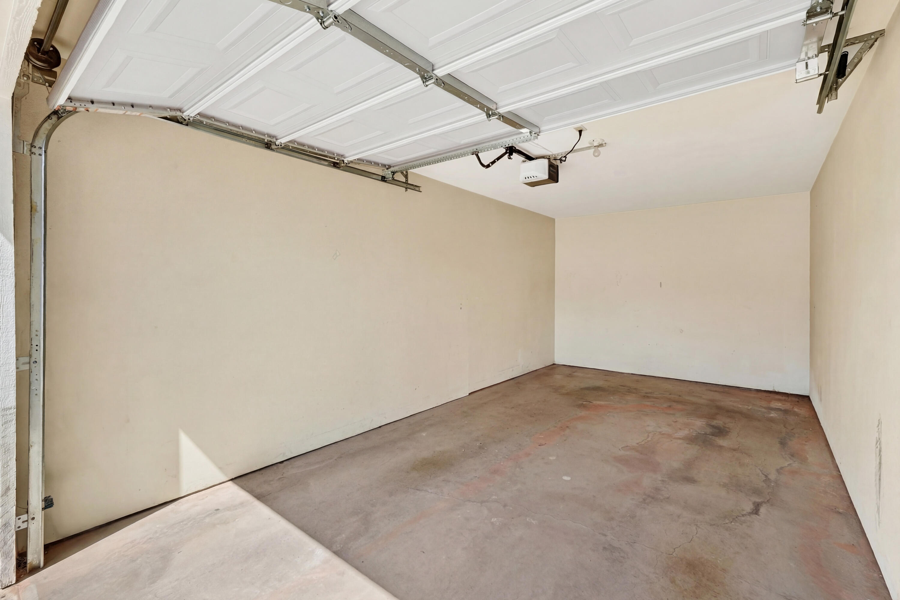 LAS PALMAS RESORT CONDOS - Residential