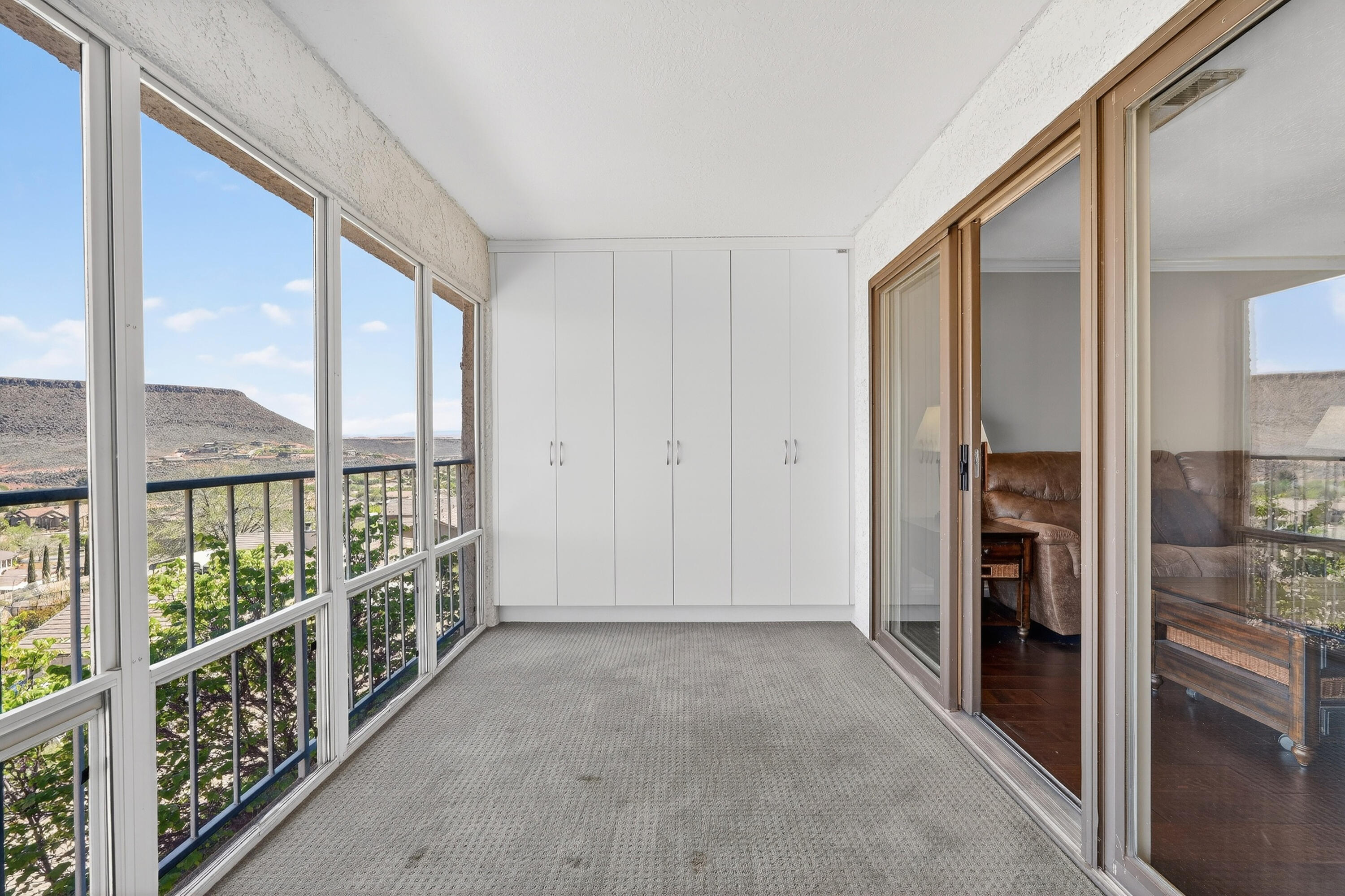 LAS PALMAS RESORT CONDOS - Residential