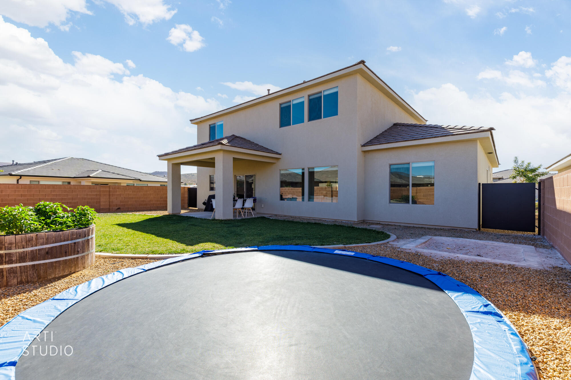 RED WATERS - Residential