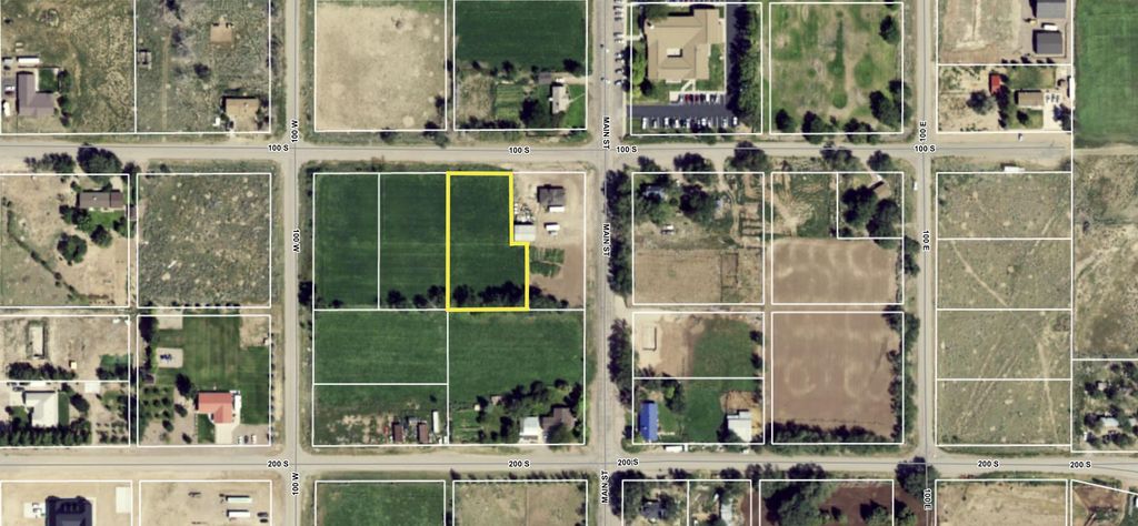 Photo of 100 s 100 w, Newcastle, UT 84756 (MLS # 25-266806)