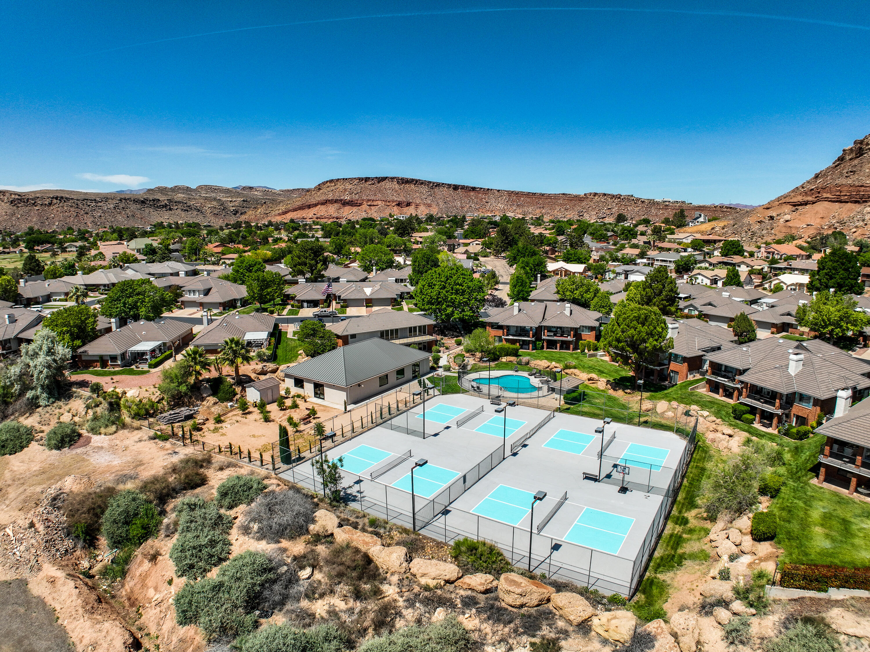 VINTAGE - Residential