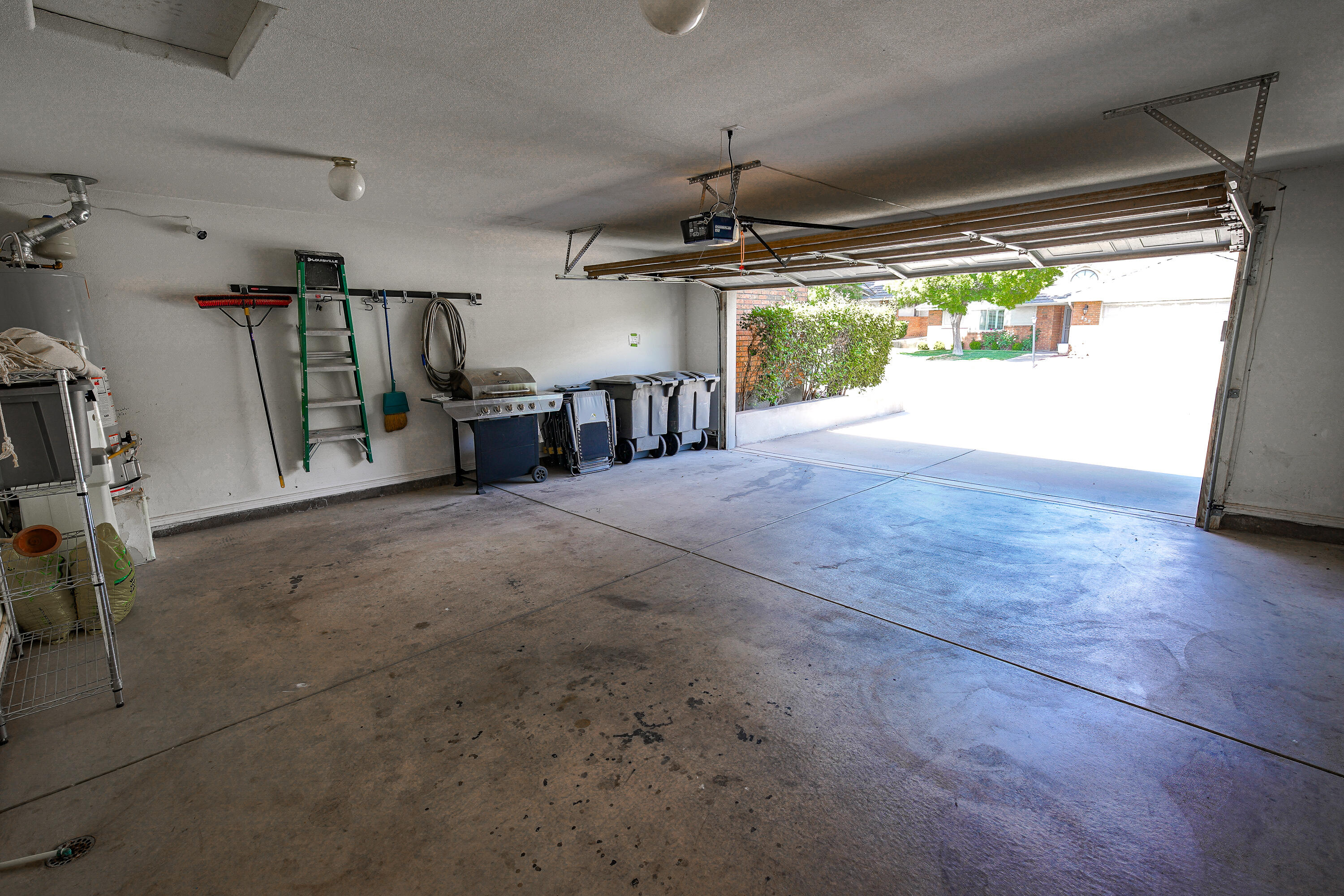 VINTAGE - Residential