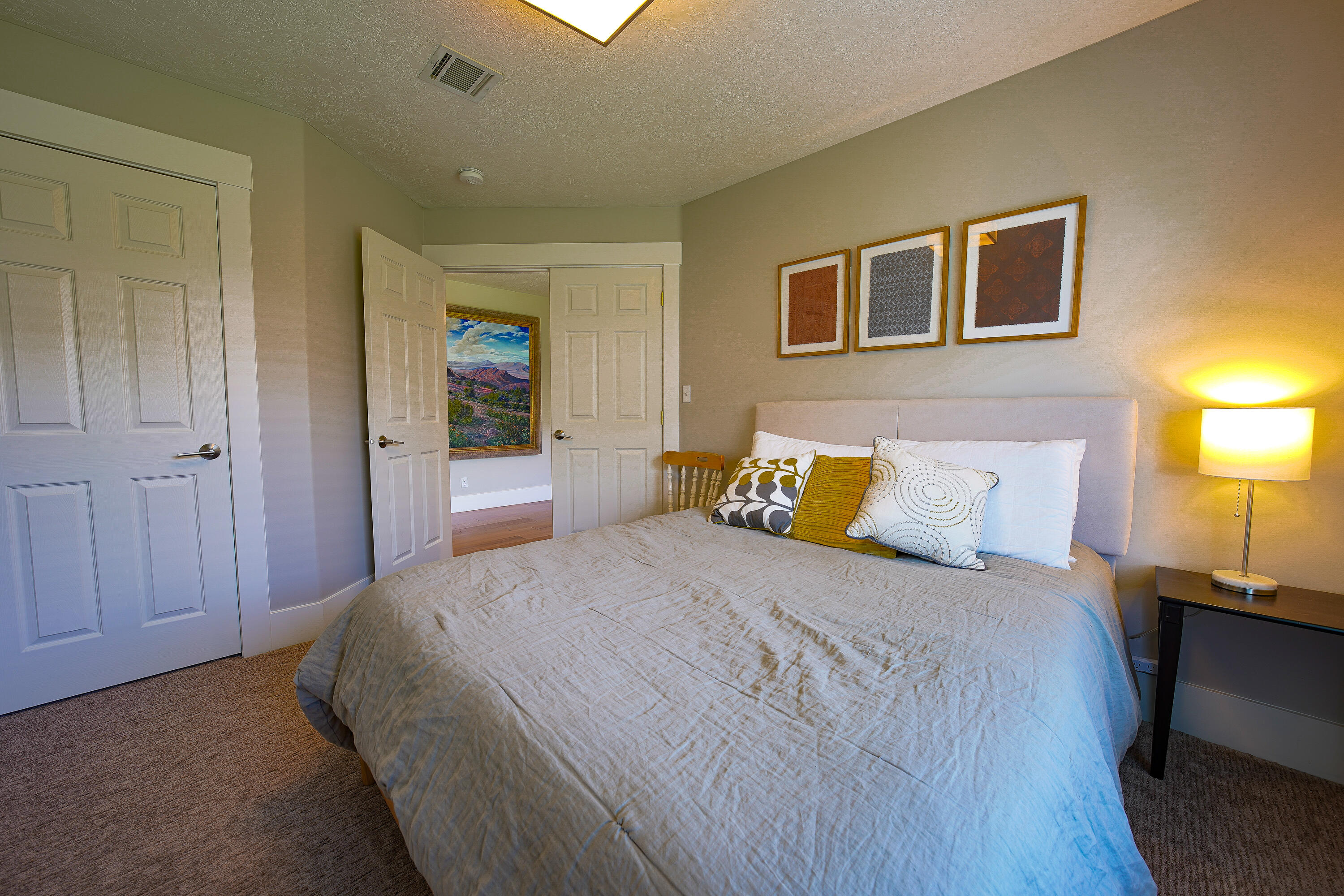 VINTAGE - Residential