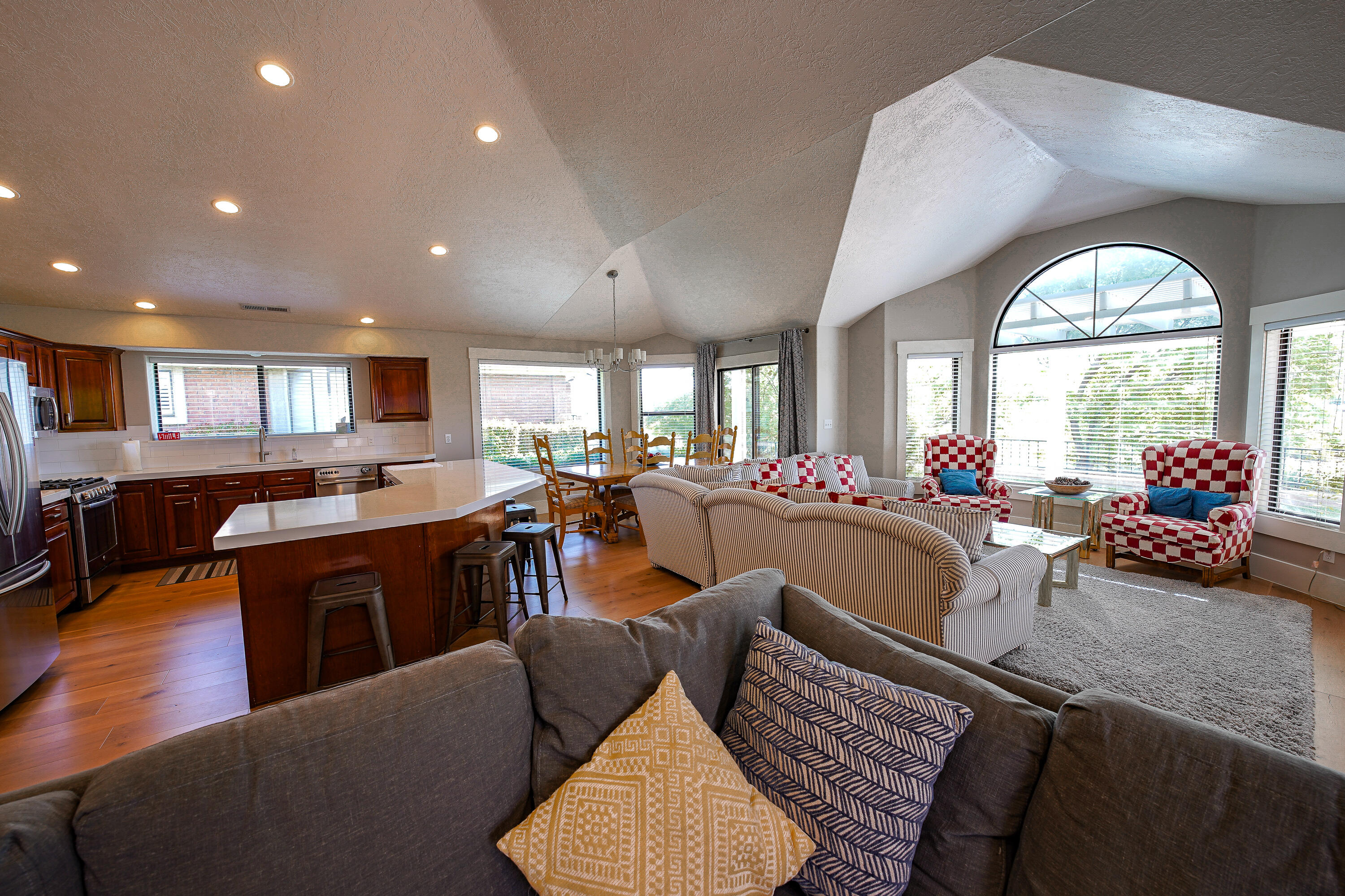 VINTAGE - Residential