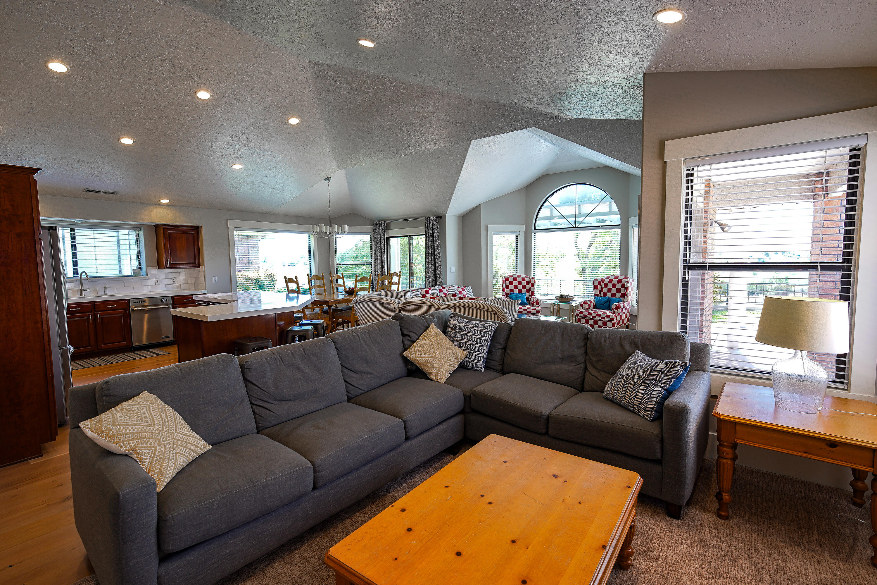 VINTAGE - Residential