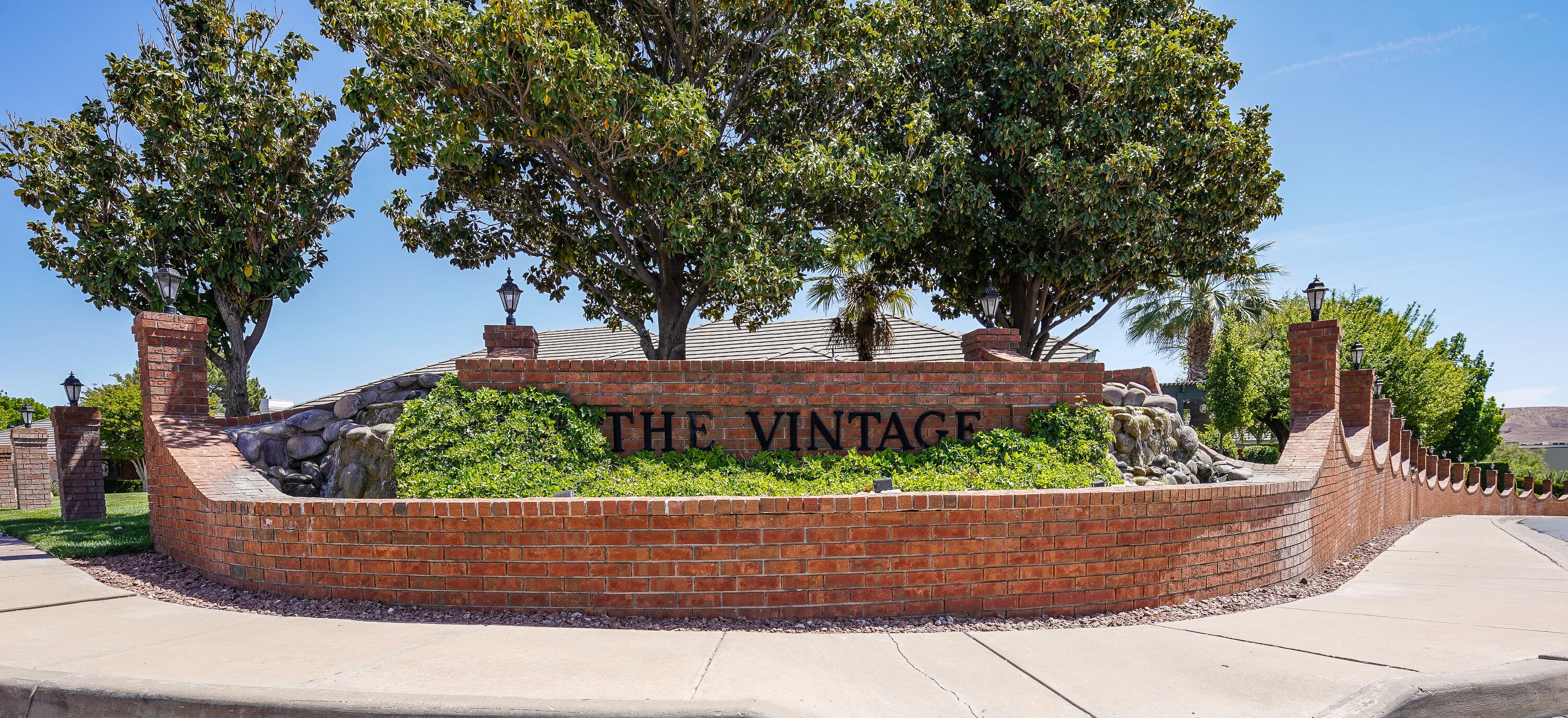 VINTAGE - Residential