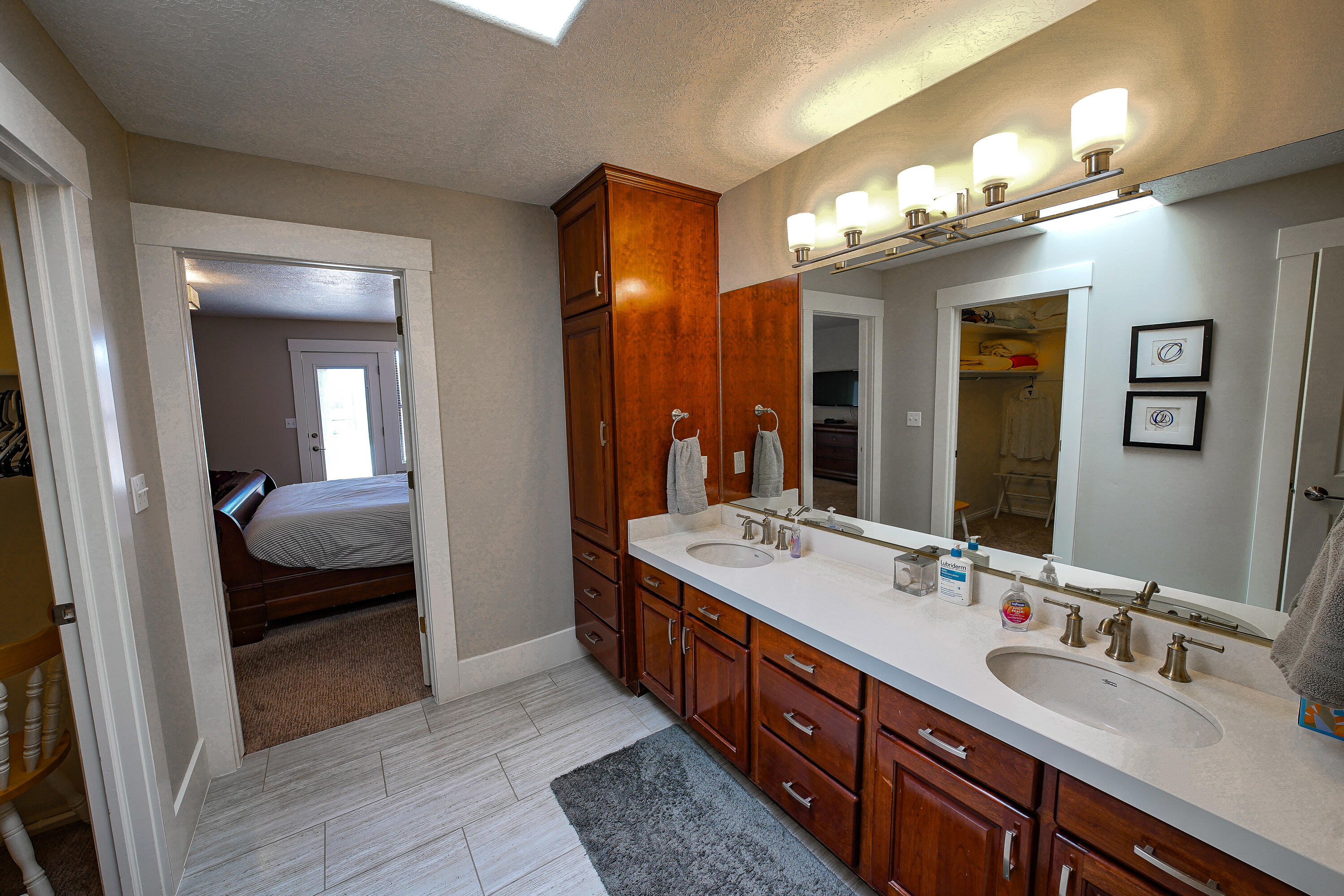 VINTAGE - Residential