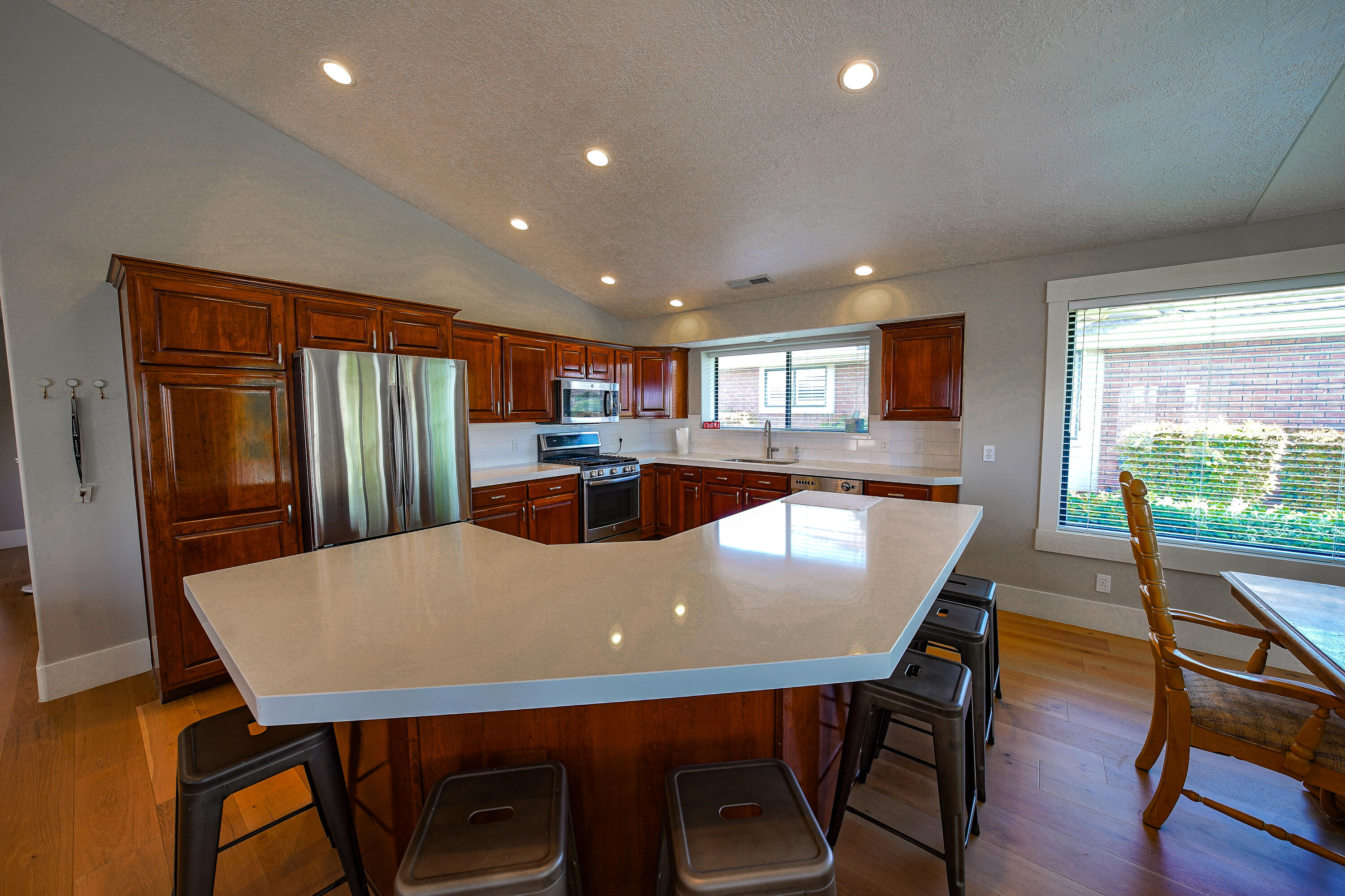 VINTAGE - Residential