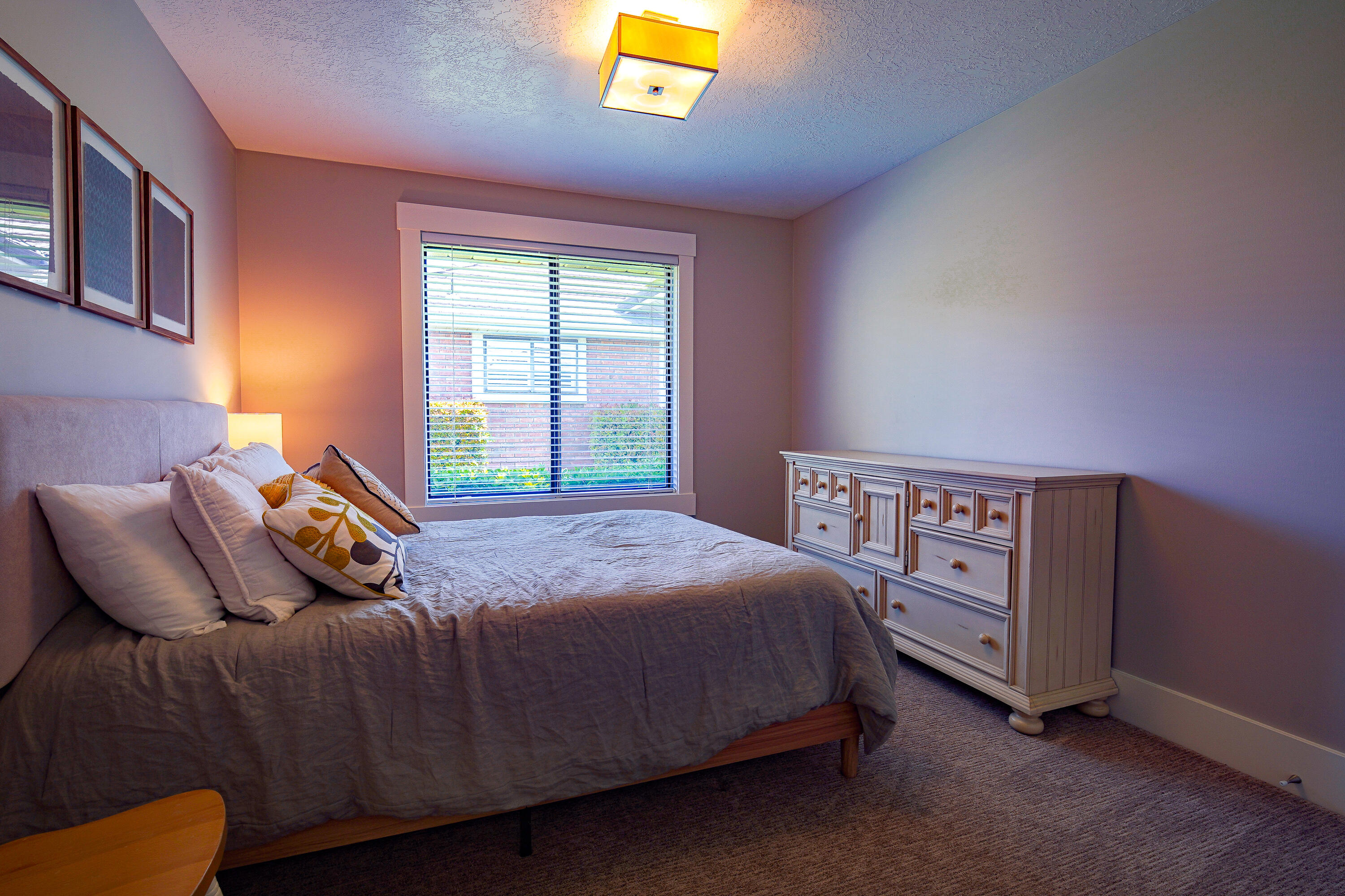 VINTAGE - Residential