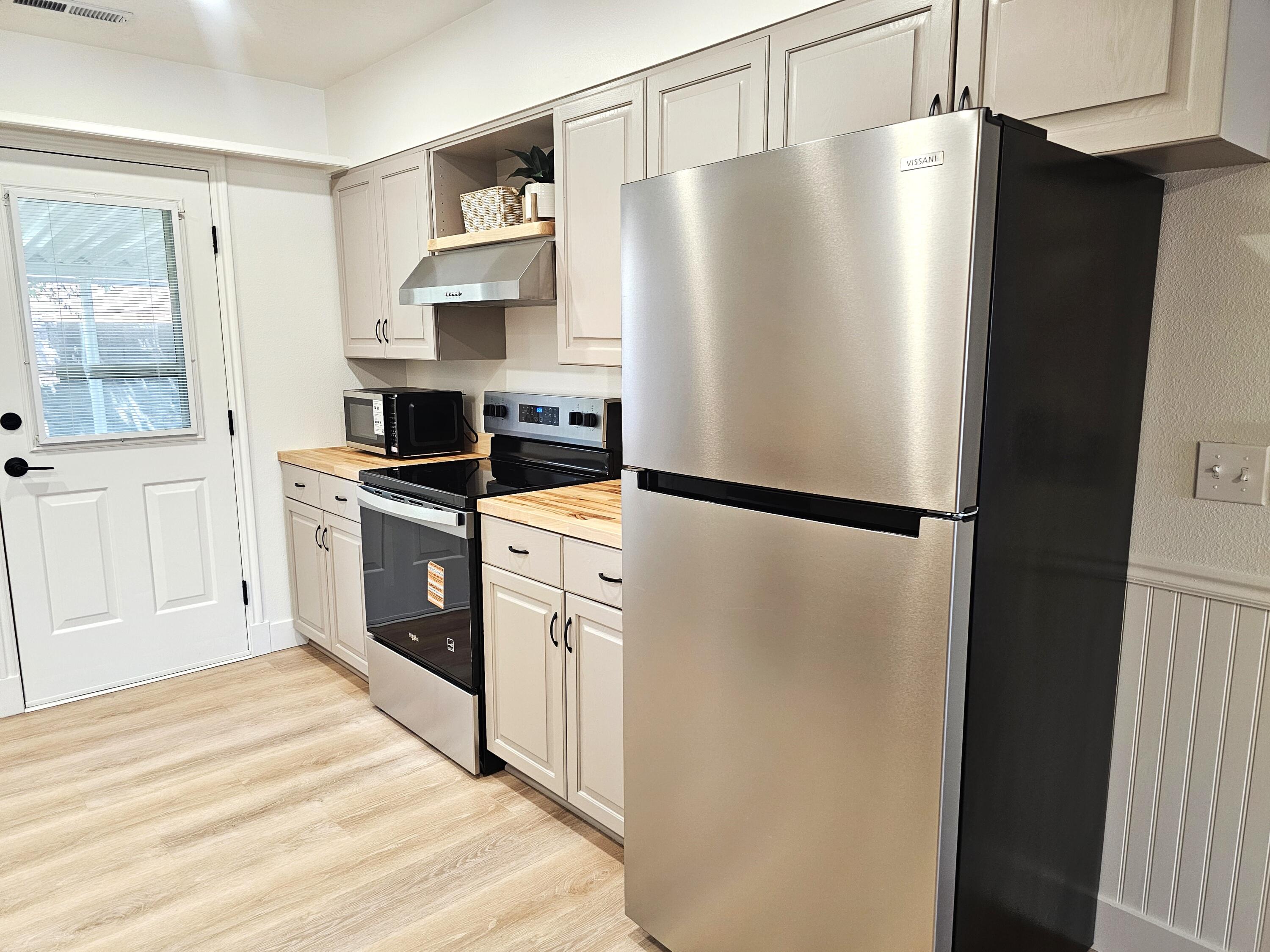 COTTONWOOD TOWNHOMES - Residential
