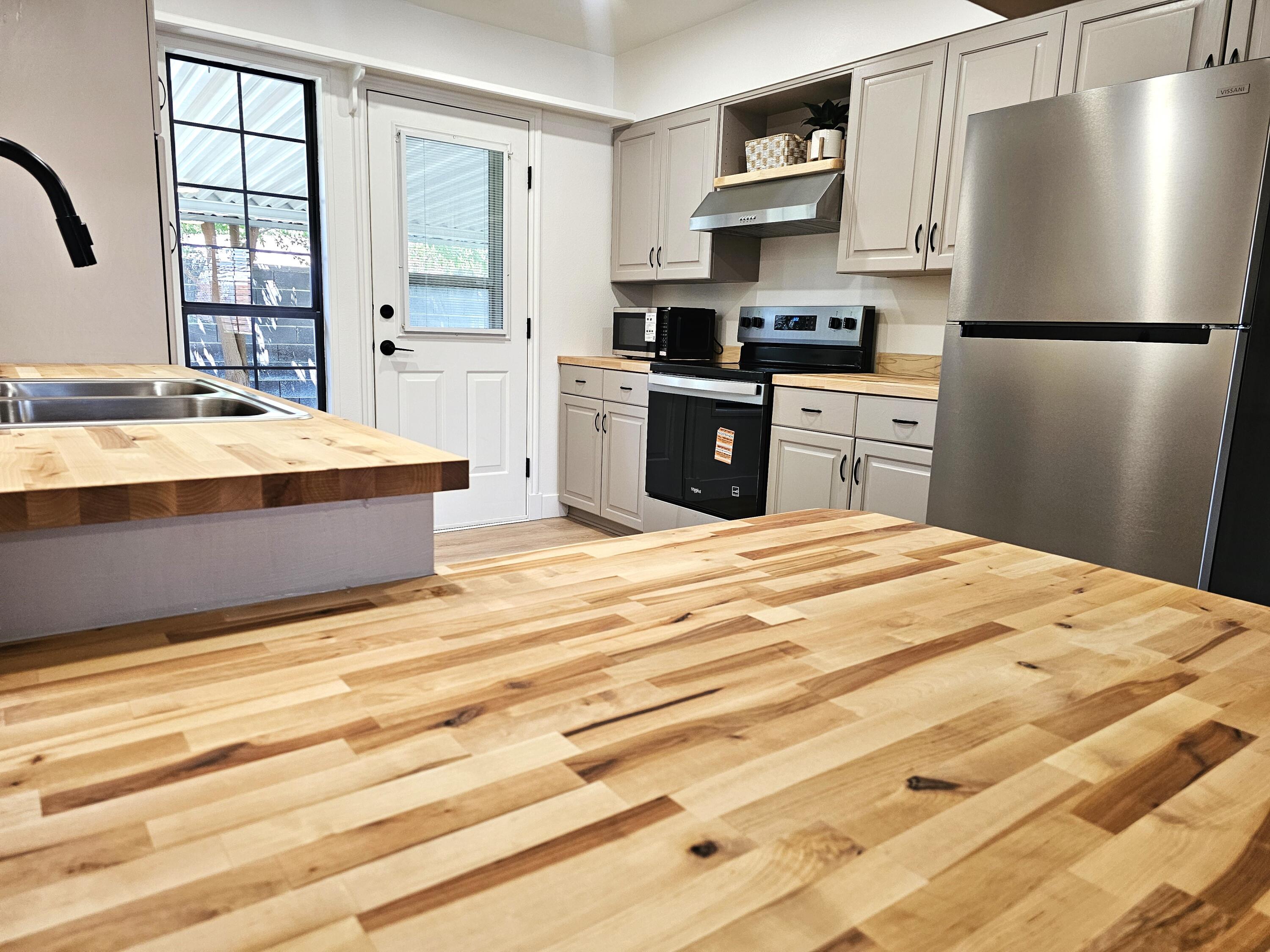 COTTONWOOD TOWNHOMES - Residential