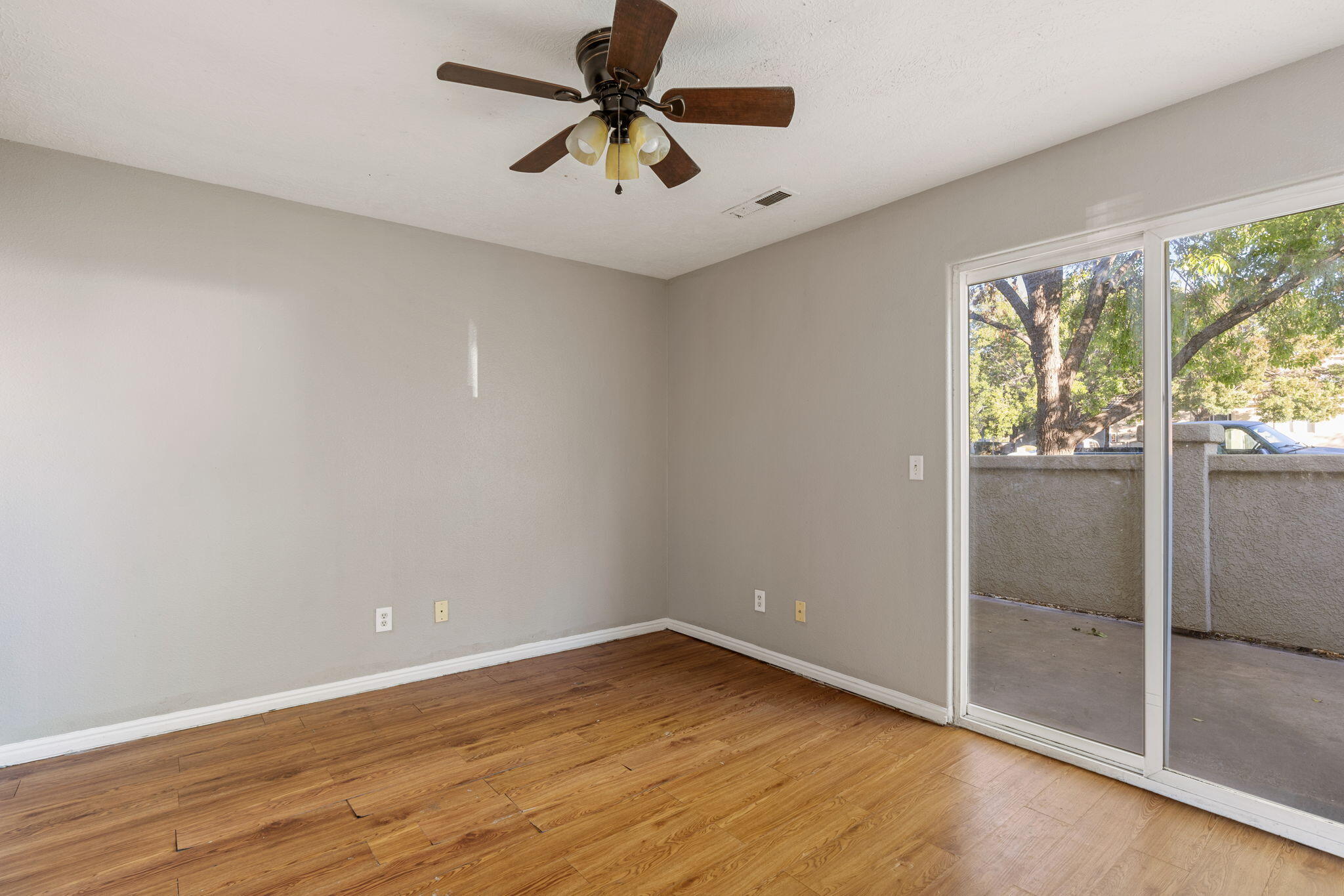 VILLAGE - Residential