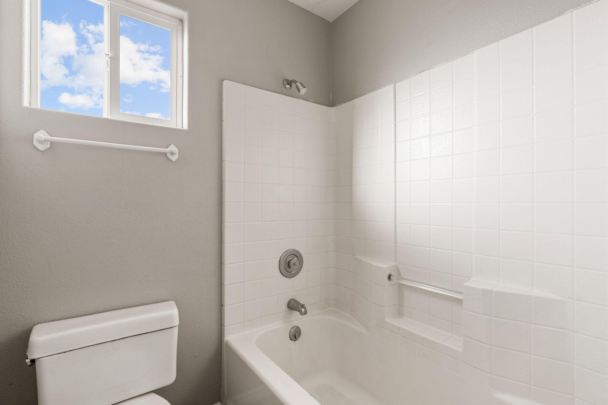 VILLAGE - Residential