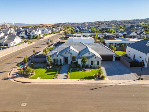 Tiny photo for 2764 E Moorland DR, Saint George, UT 84790 (MLS # 26-276757)