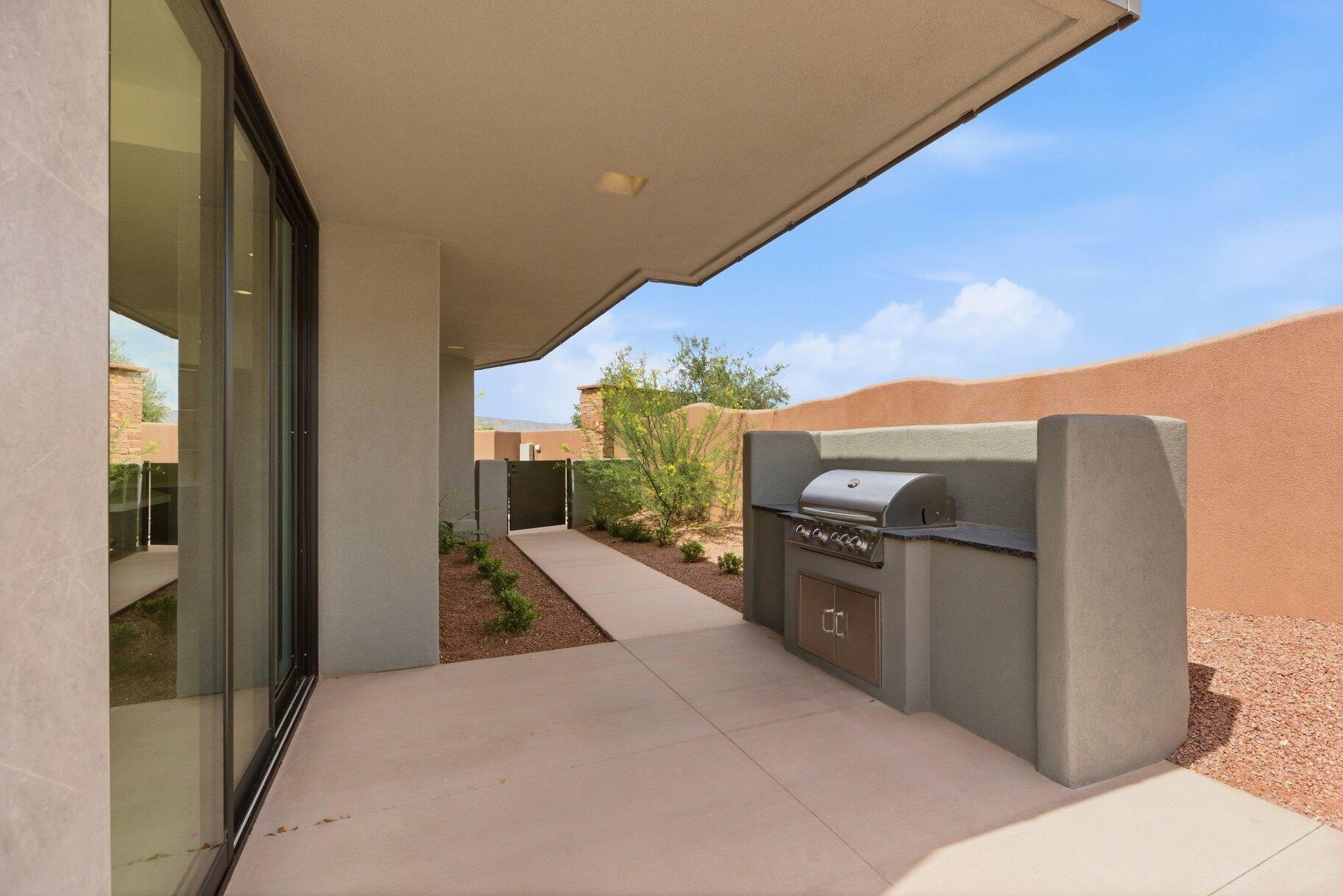 La Casa at Entrada - Residential