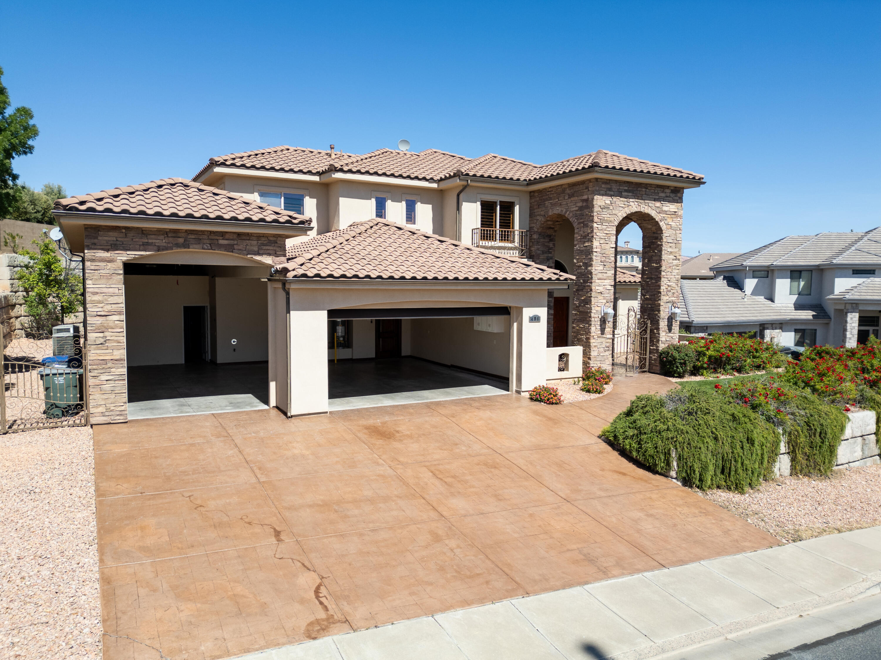 HIGHLANDS AT GREEN VALLEY - Residential