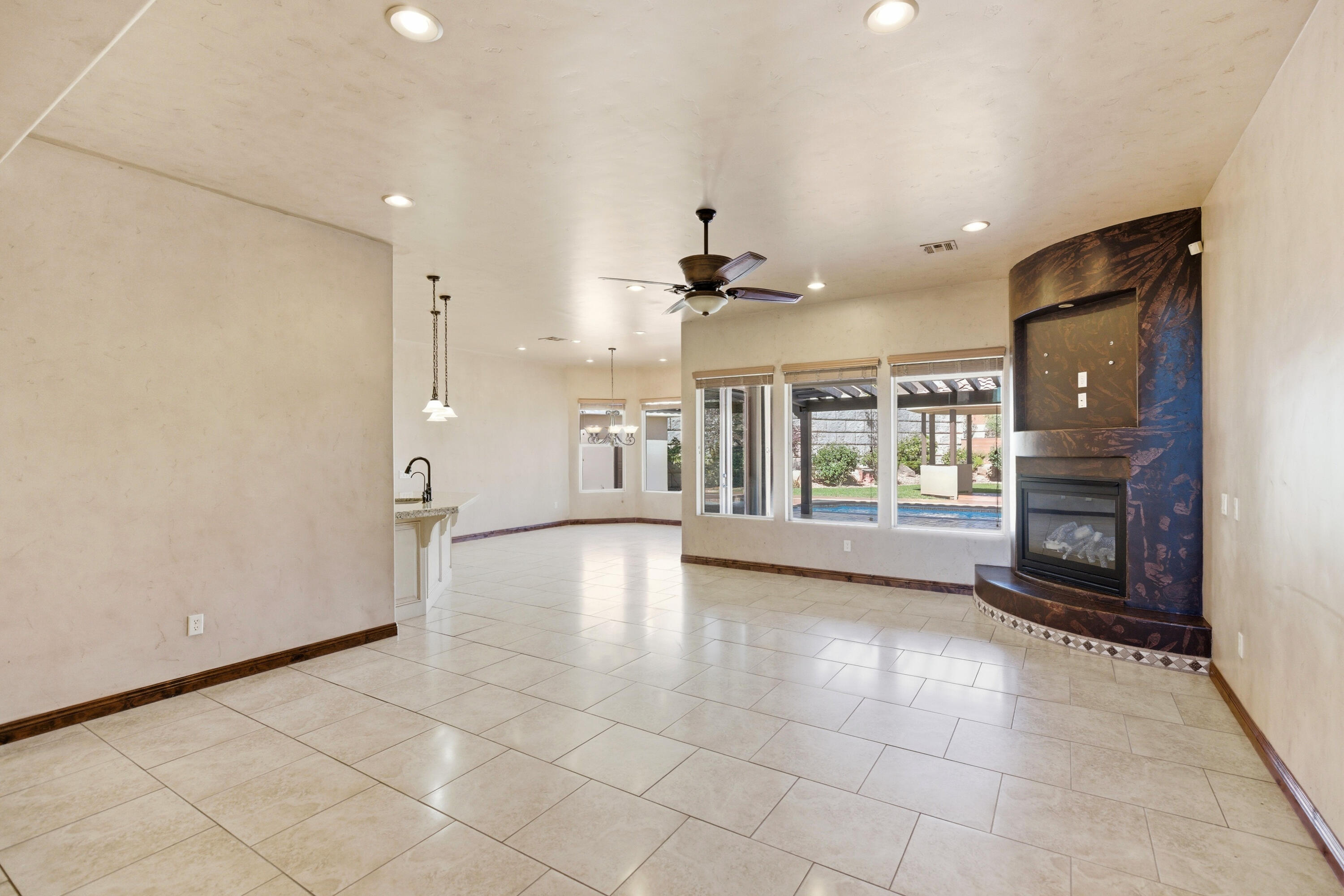 HIGHLANDS AT GREEN VALLEY - Residential