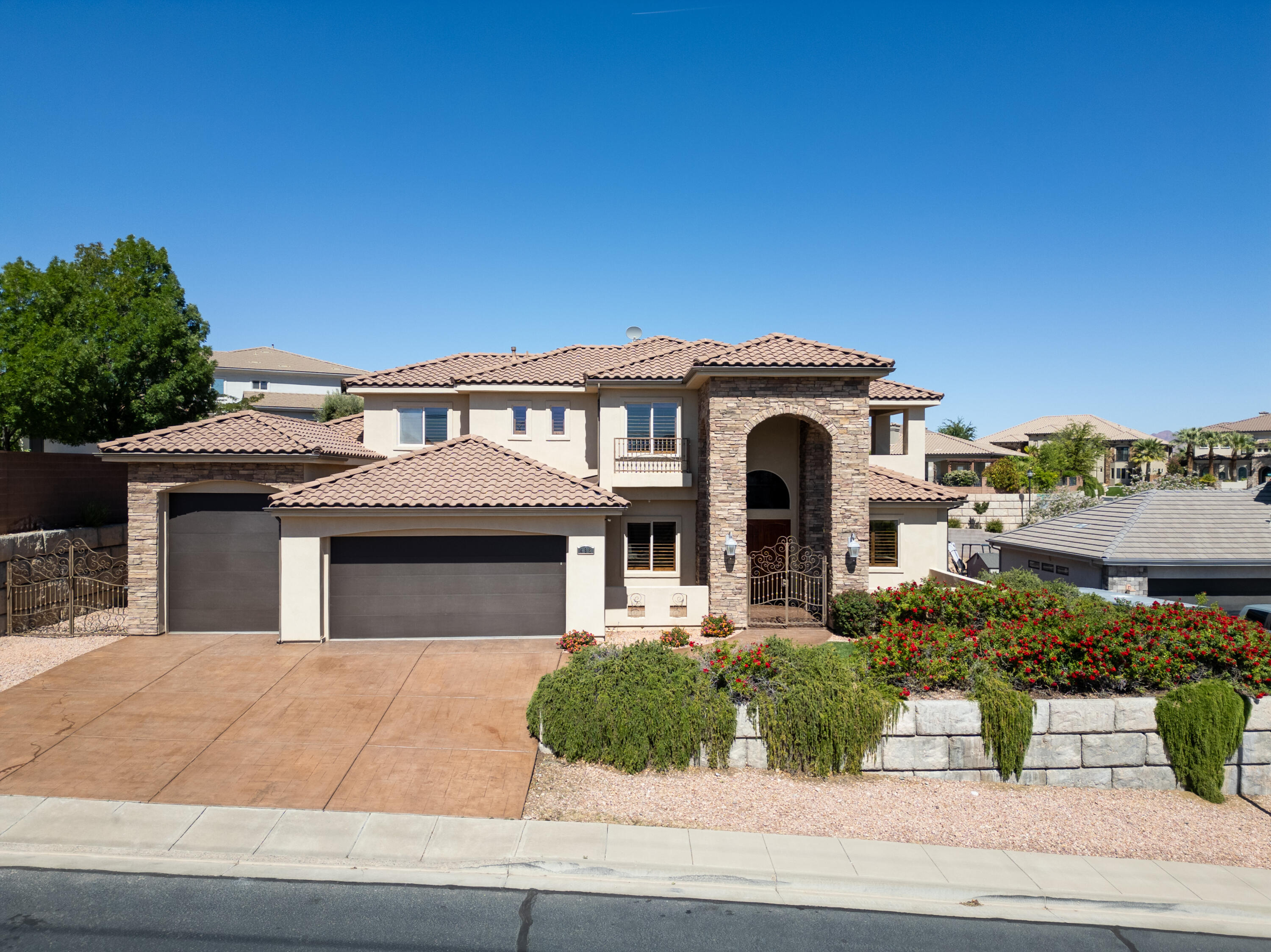 HIGHLANDS AT GREEN VALLEY - Residential