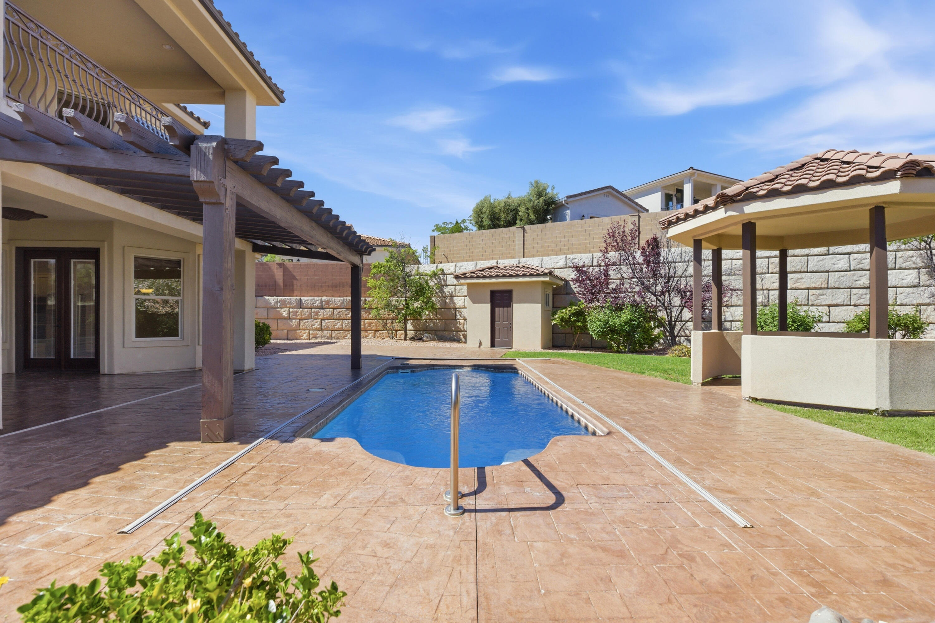 HIGHLANDS AT GREEN VALLEY - Residential