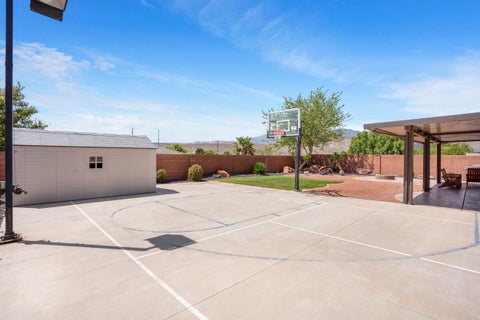 Tiny photo for 377 N 3340 W, Hurricane, UT 84737 (MLS # 26-274954)