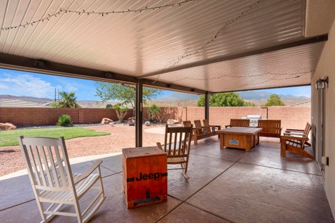 Tiny photo for 377 N 3340 W, Hurricane, UT 84737 (MLS # 26-274954)