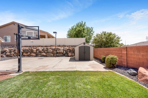 Tiny photo for 377 N 3340 W, Hurricane, UT 84737 (MLS # 26-274954)