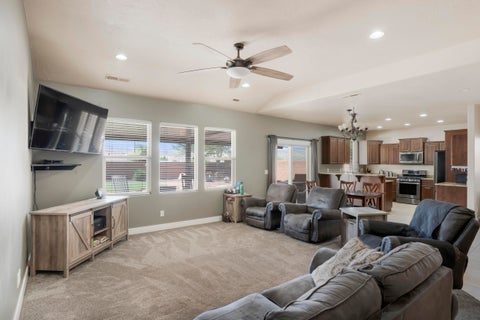 Tiny photo for 377 N 3340 W, Hurricane, UT 84737 (MLS # 26-274954)