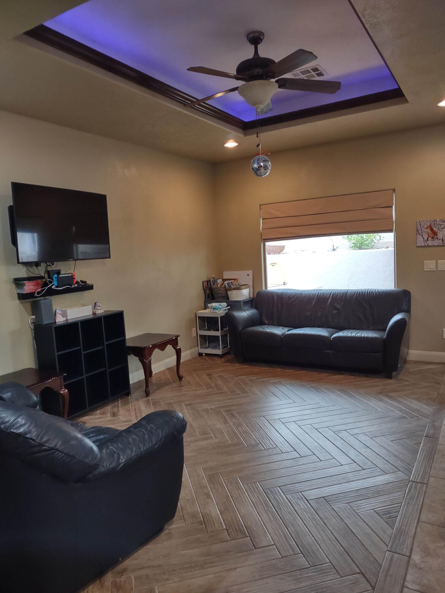 COVINGTON CROSS - Residential