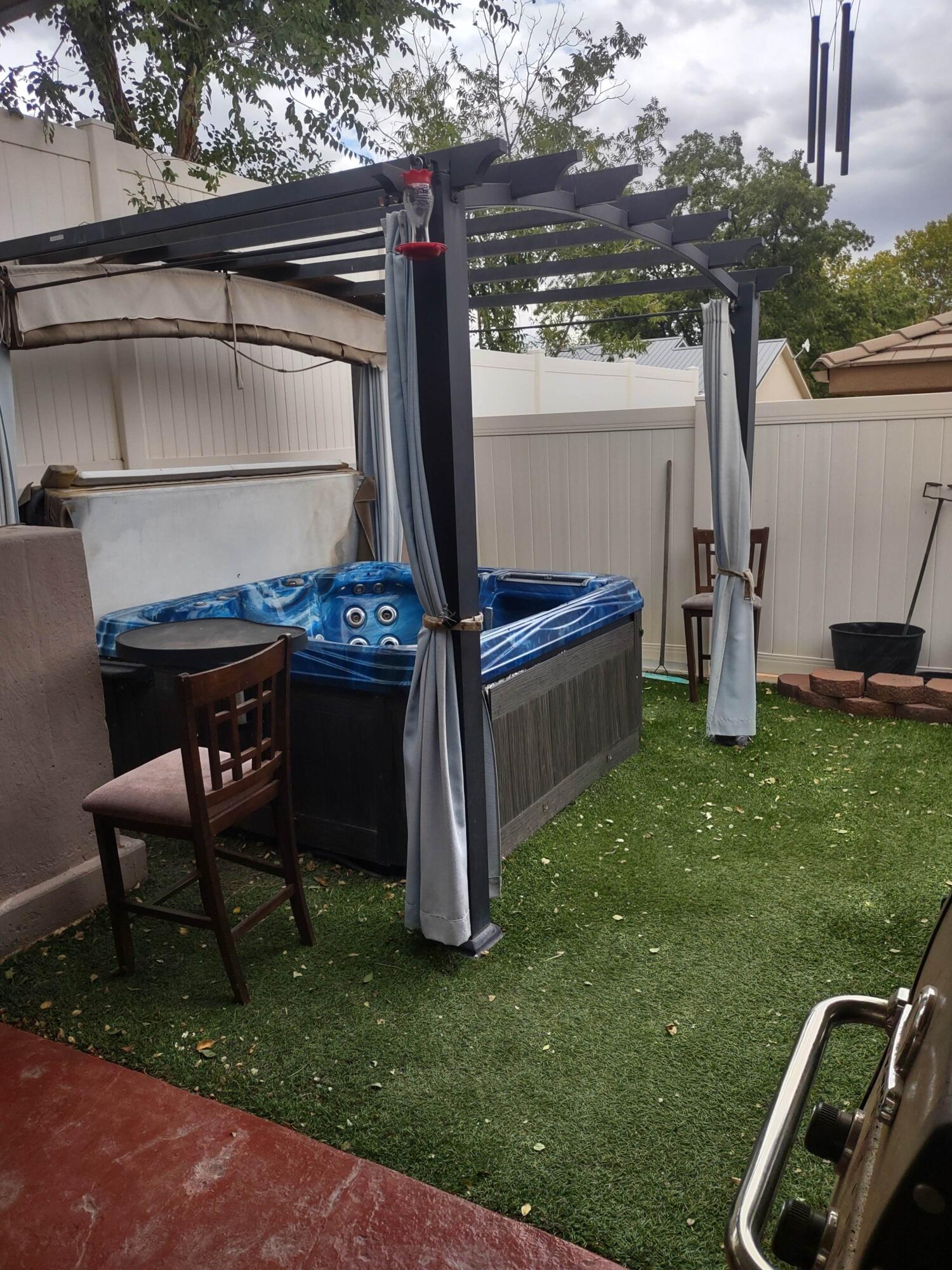 COVINGTON CROSS - Residential