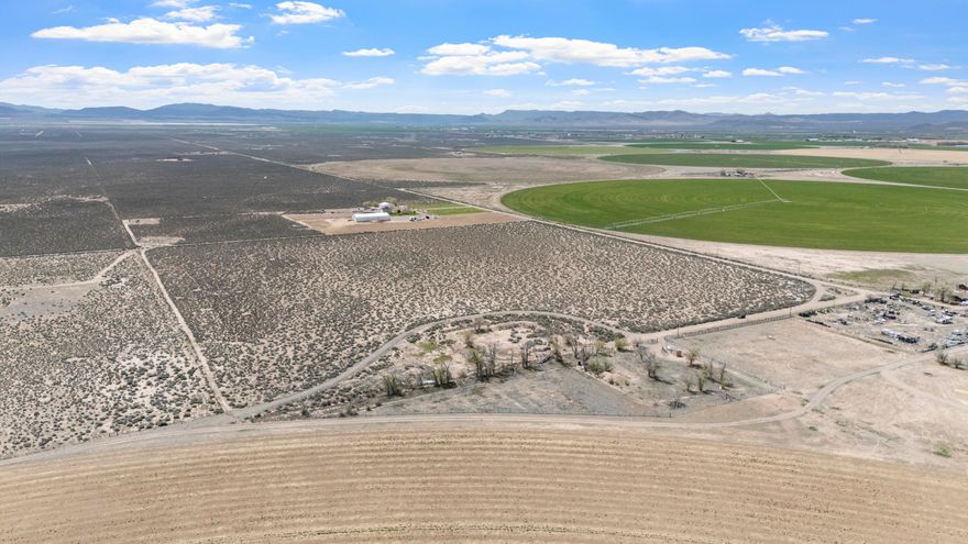 Great piece of land new Beryl Junction, Newcastle, and enterprise! Google maps pin here to take you to the property. 

https://maps.app.goo.gl/jyUZddBSUZmcboeW7