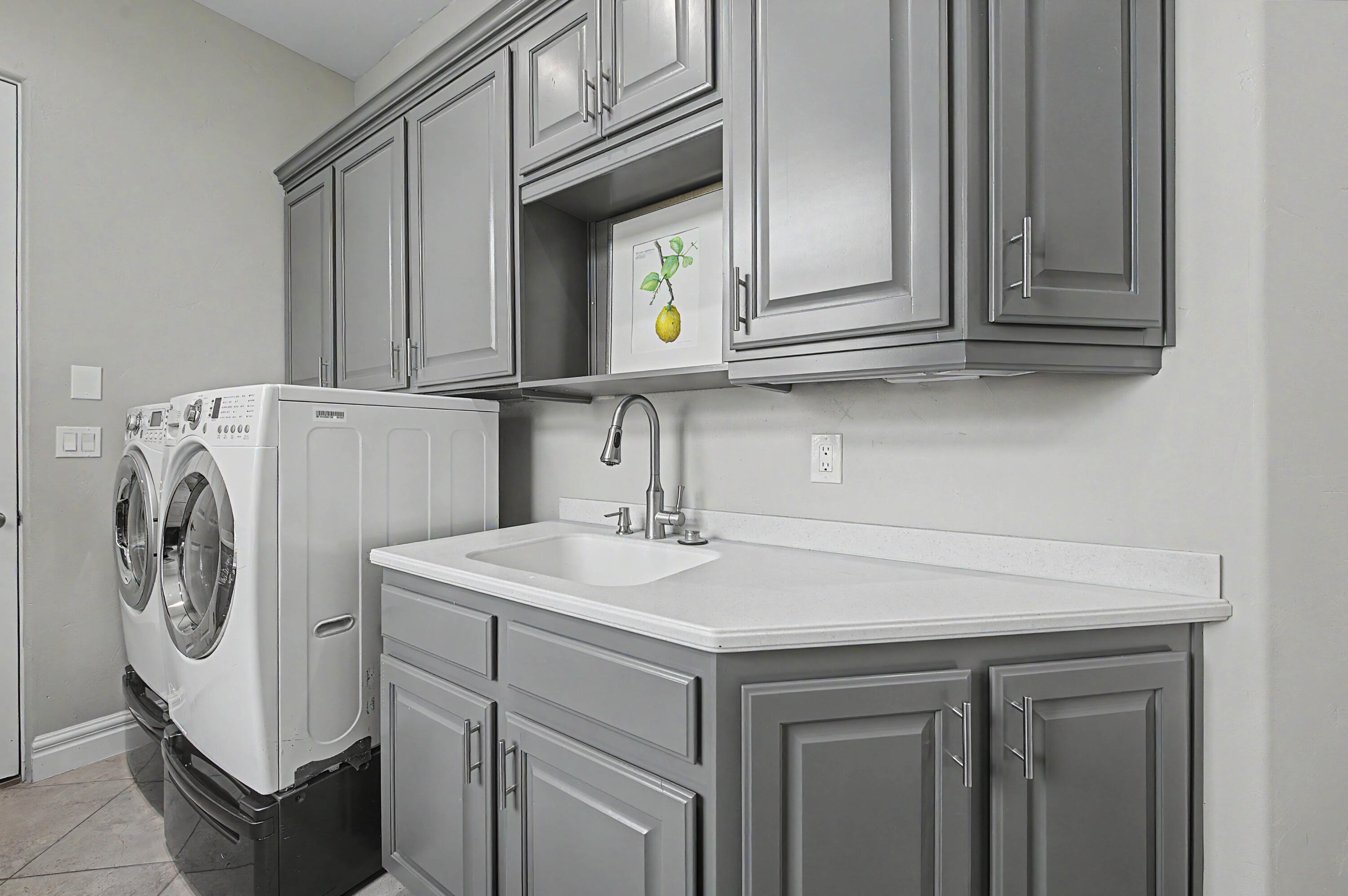 BELLSERA TOWNHOMES AT SUNBROOK - Residential
