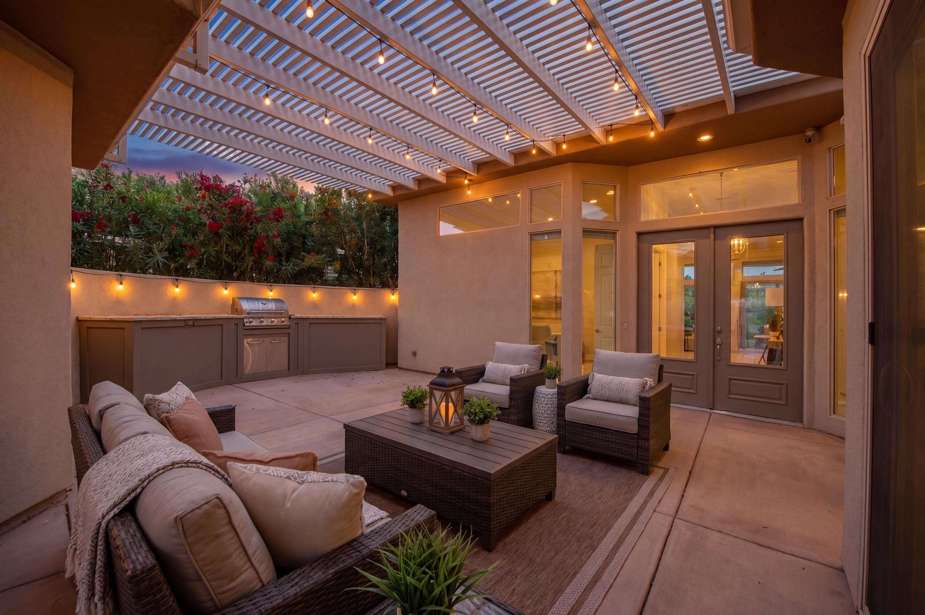 BELLSERA TOWNHOMES AT SUNBROOK - Residential