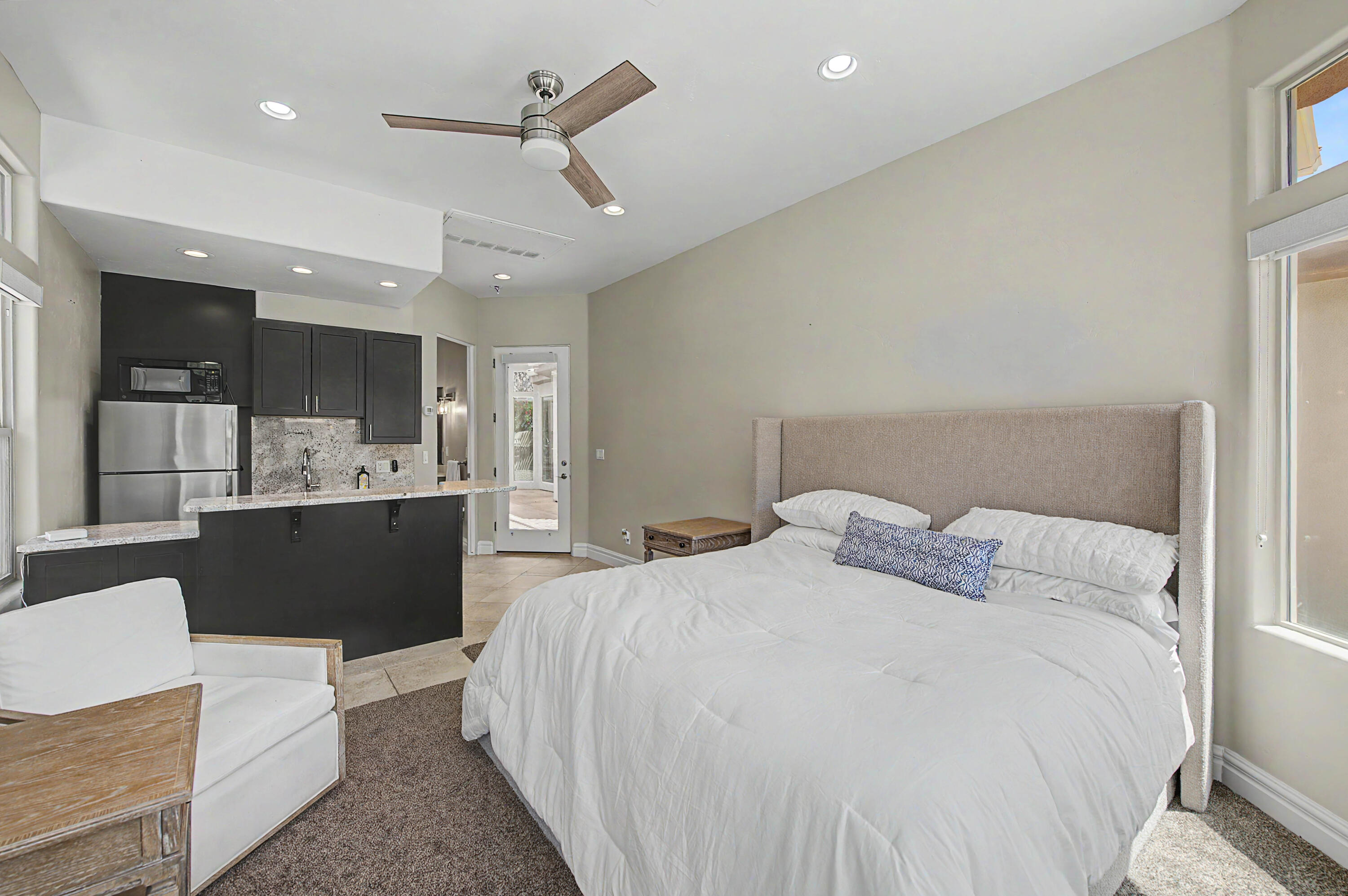 BELLSERA TOWNHOMES AT SUNBROOK - Residential