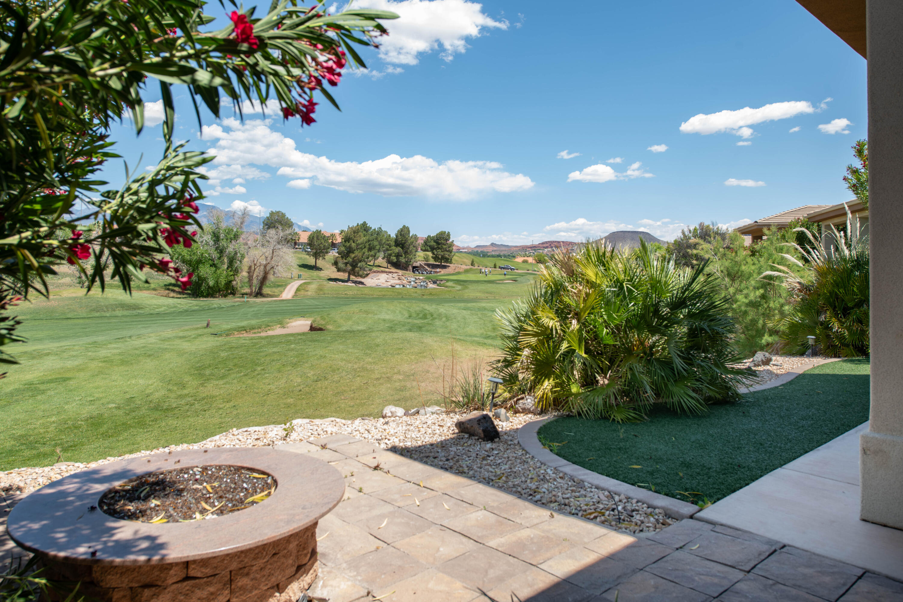 BELLSERA TOWNHOMES AT SUNBROOK - Residential
