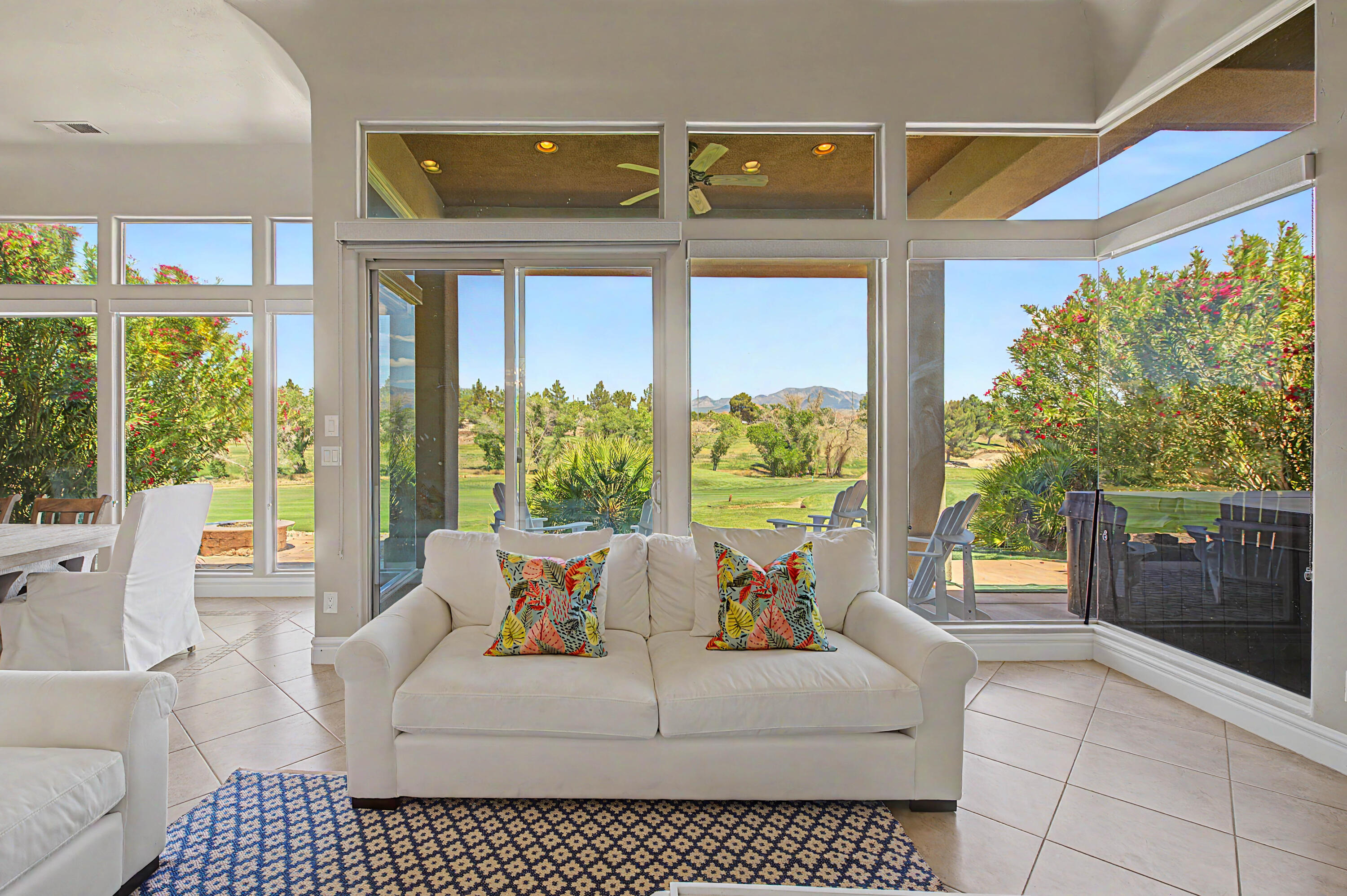 BELLSERA TOWNHOMES AT SUNBROOK - Residential