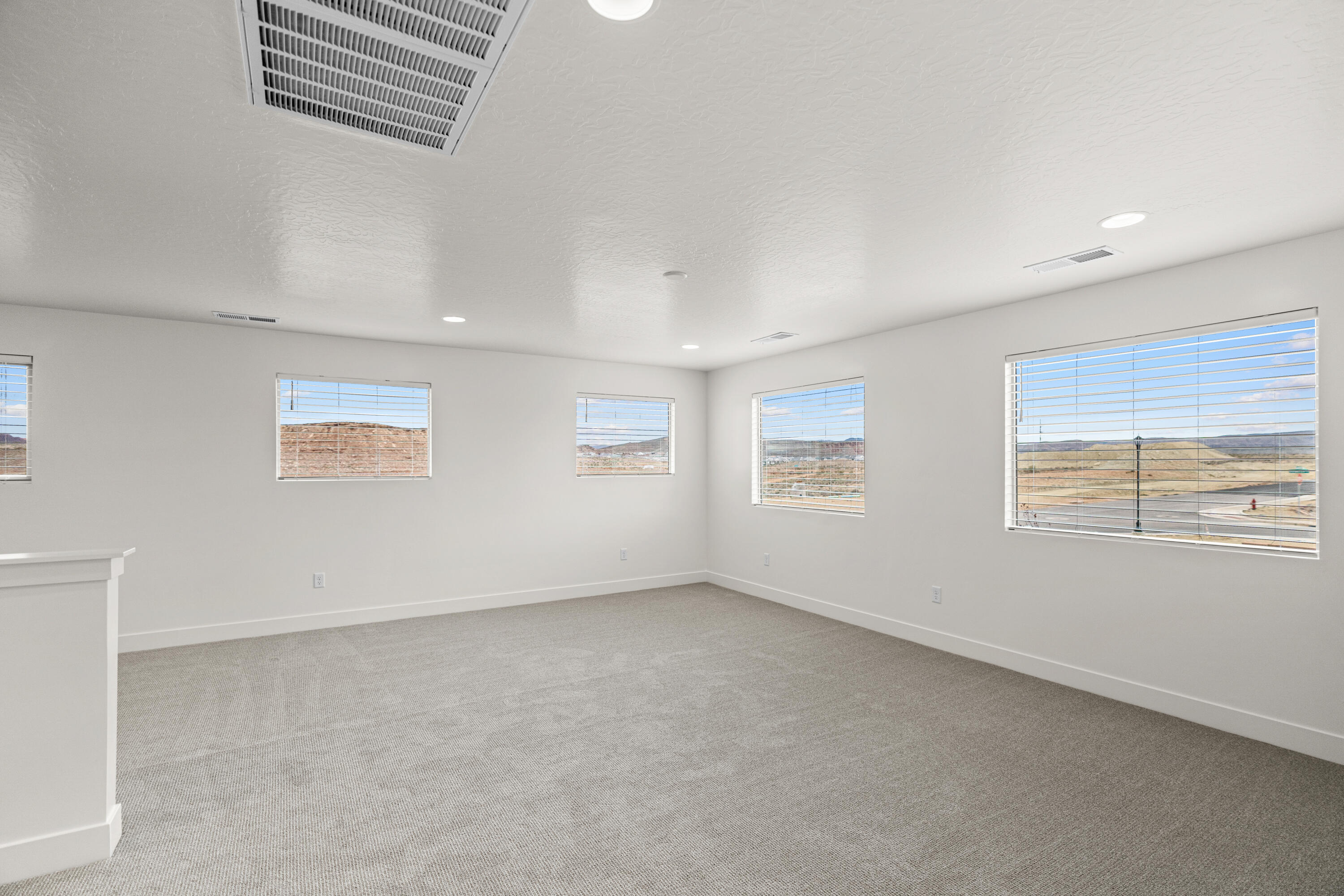 DESERT REFLECTION - Residential