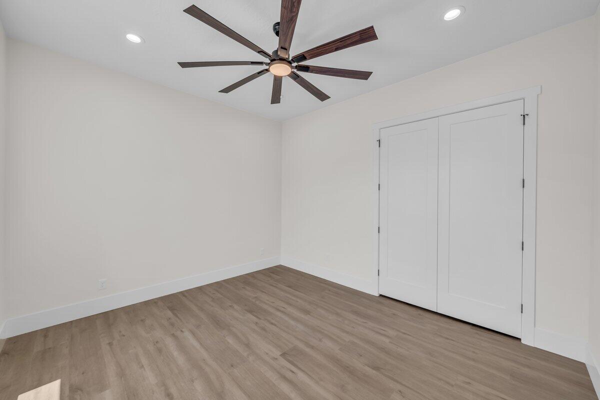 WHITWORTH ESTATES - Residential