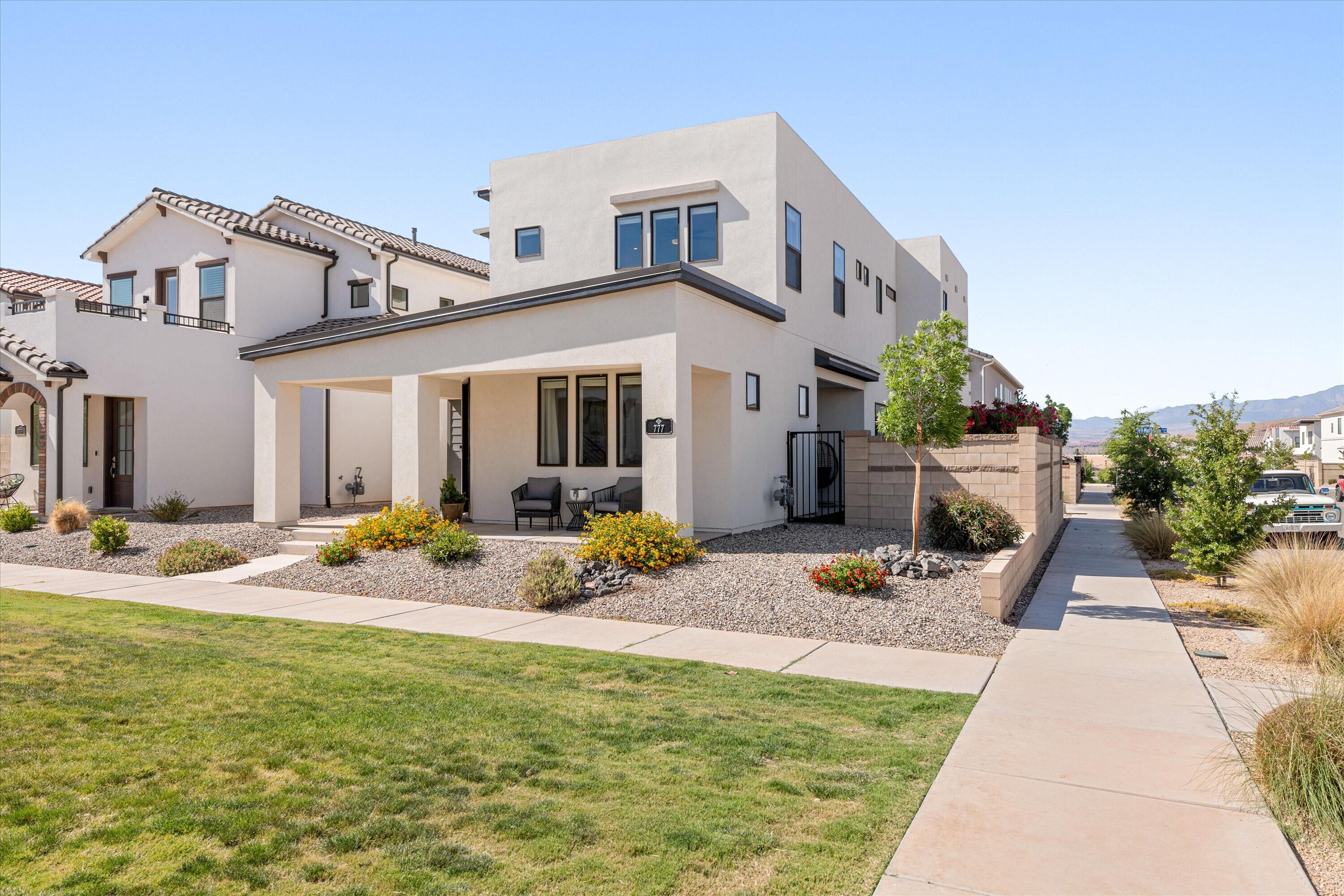 DESERT COLOR AUBURN HILLS - Residential