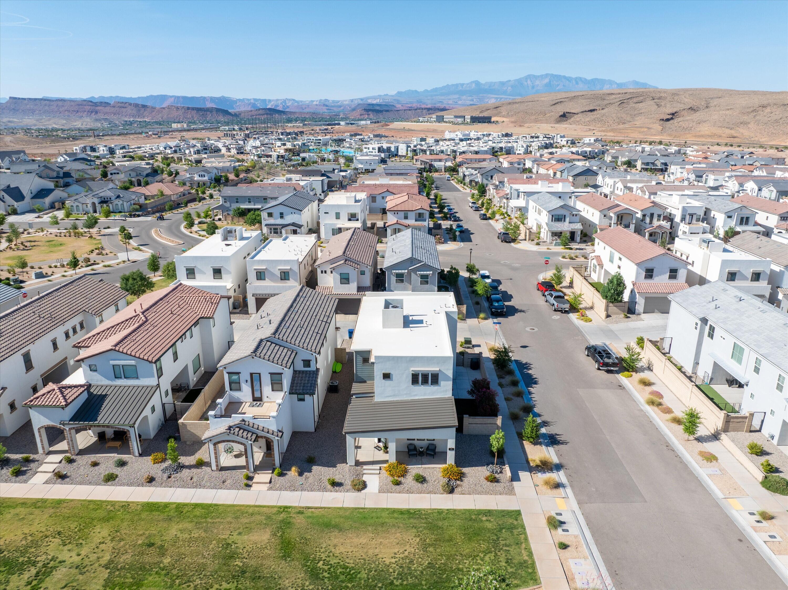 DESERT COLOR AUBURN HILLS - Residential
