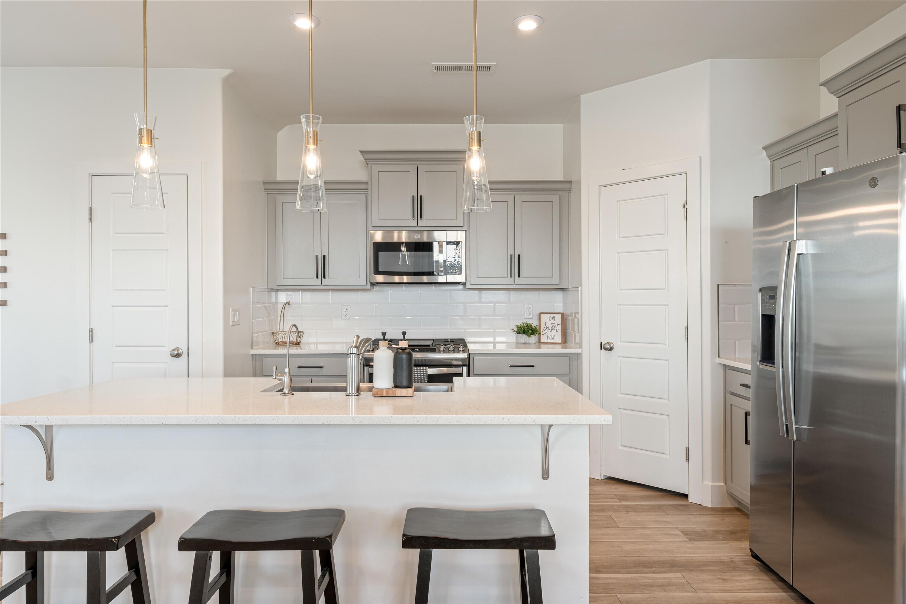 DESERT COLOR AUBURN HILLS - Residential
