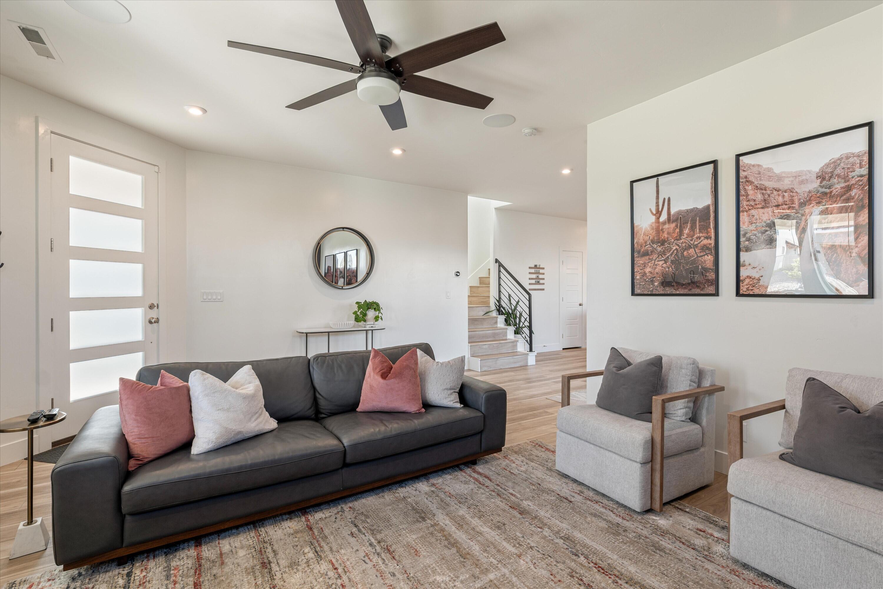 DESERT COLOR AUBURN HILLS - Residential