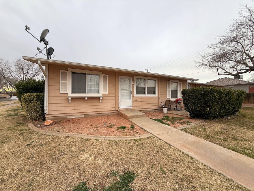 Nice two bedroom home in Springtree Gardens Condos.  Recently remodeled in the past few years. Great condition.