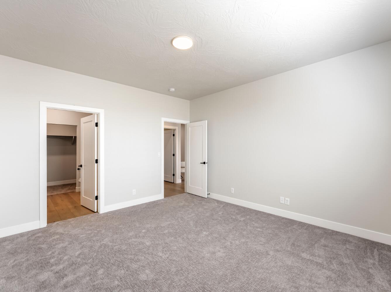 RISE AT CORAL CANYON - Residential
