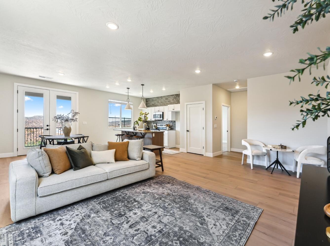 RISE AT CORAL CANYON - Residential