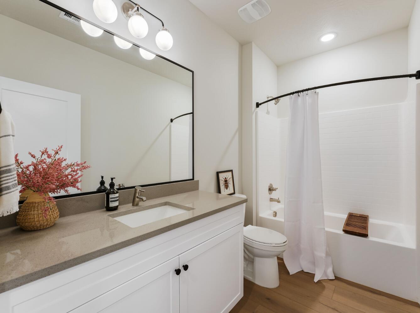 RISE AT CORAL CANYON - Residential