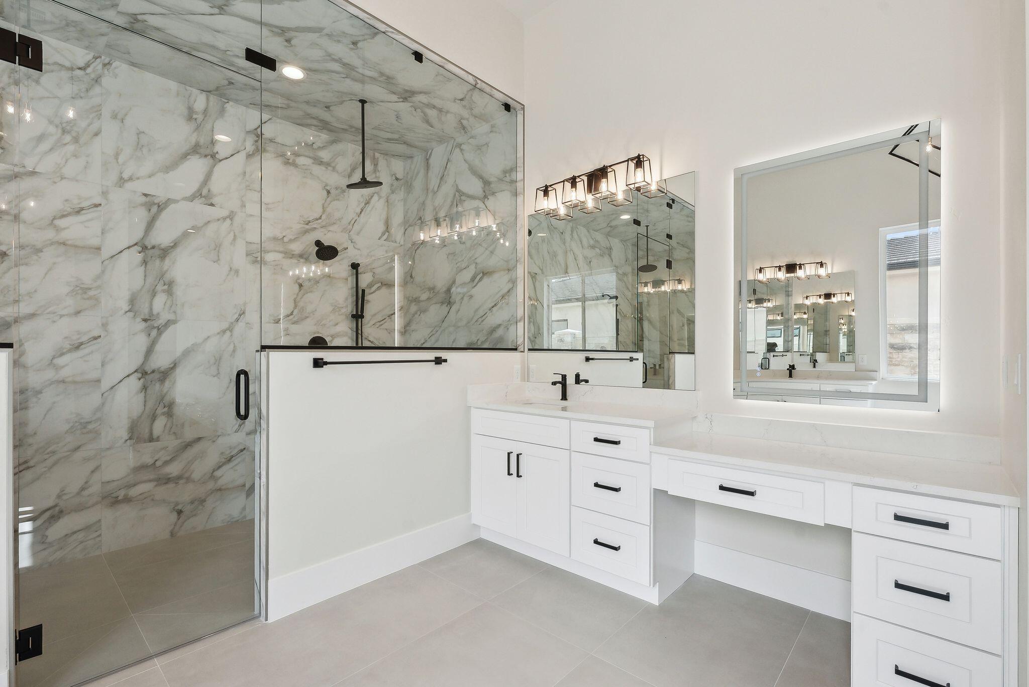 HAWKEYE POINTE SUB - Residential