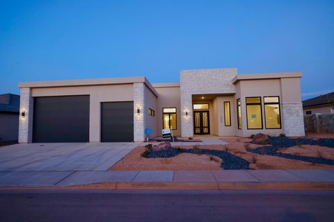 Photo of 3739 S KENNEDY LN 135 #135, Washington, UT 84780 (MLS # 26-268296)