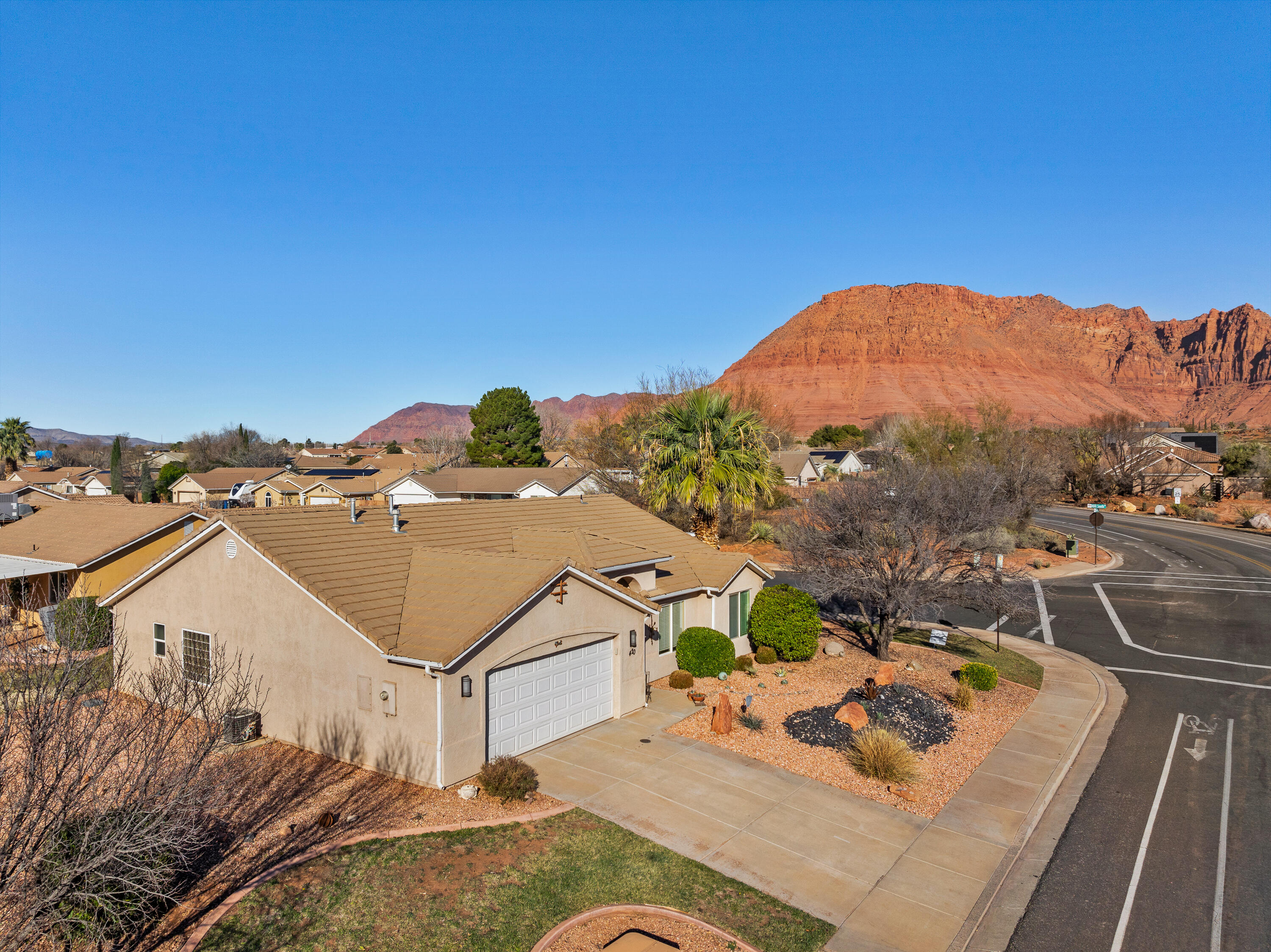 PADRE LAKES TOWNHOMES - Residential