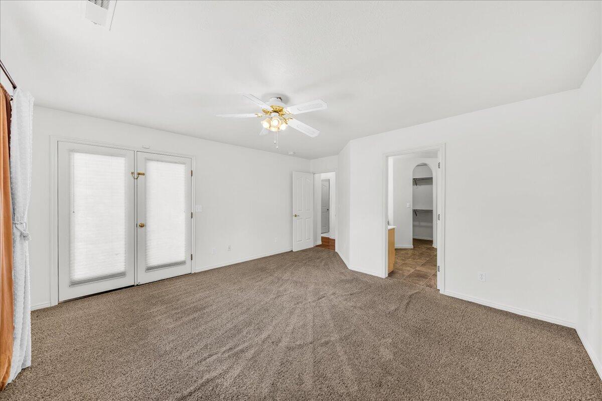 GREEN ACRES - Residential