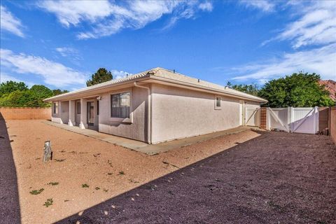 Tiny photo for 252 E 800 S, Ivins, UT 84738 (MLS # 26-271249)